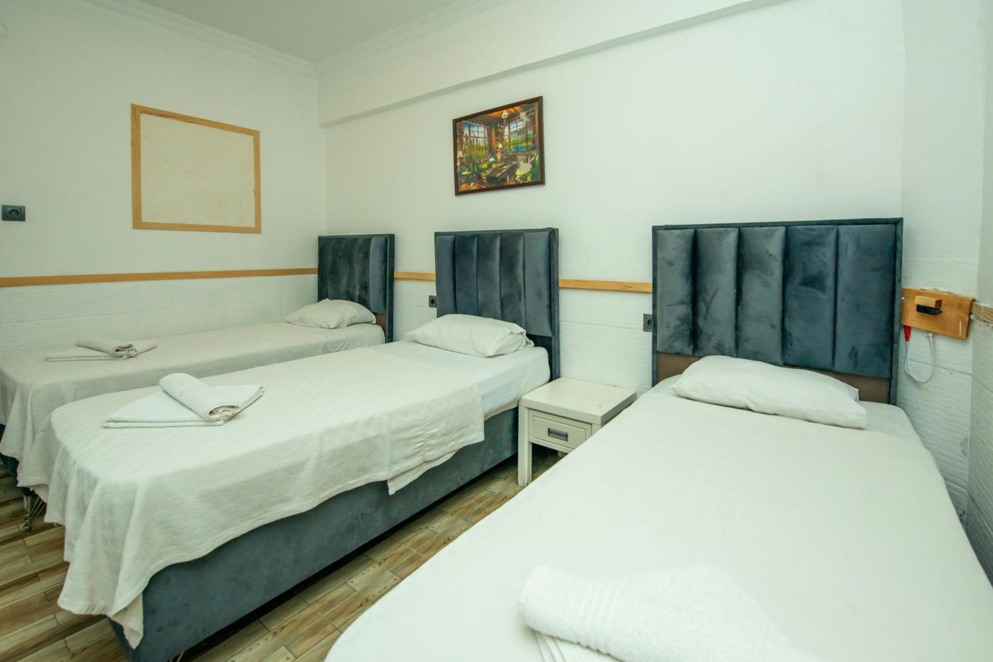 Hotel Garden Alis